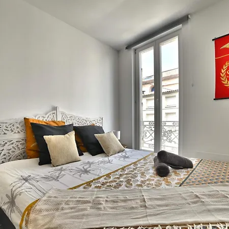 Ave César - Confort Moderne, Charme Gallo-Romain, Cœur de Ville, Tv 4K, Fibre